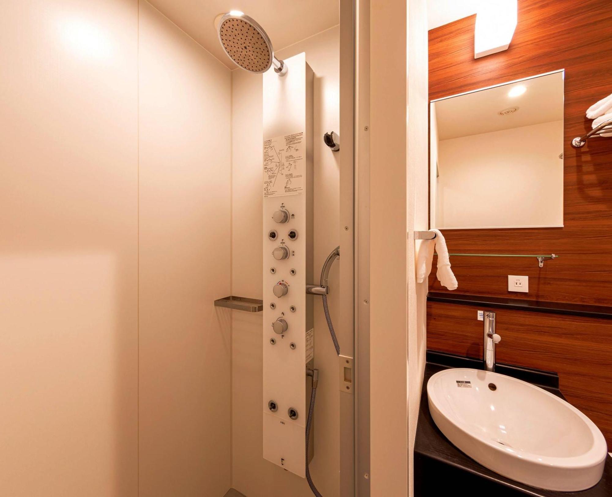 Economy King Room - Non-Smoking