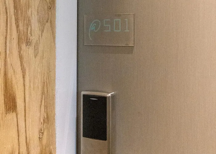 One@Tokyo By Insomnia